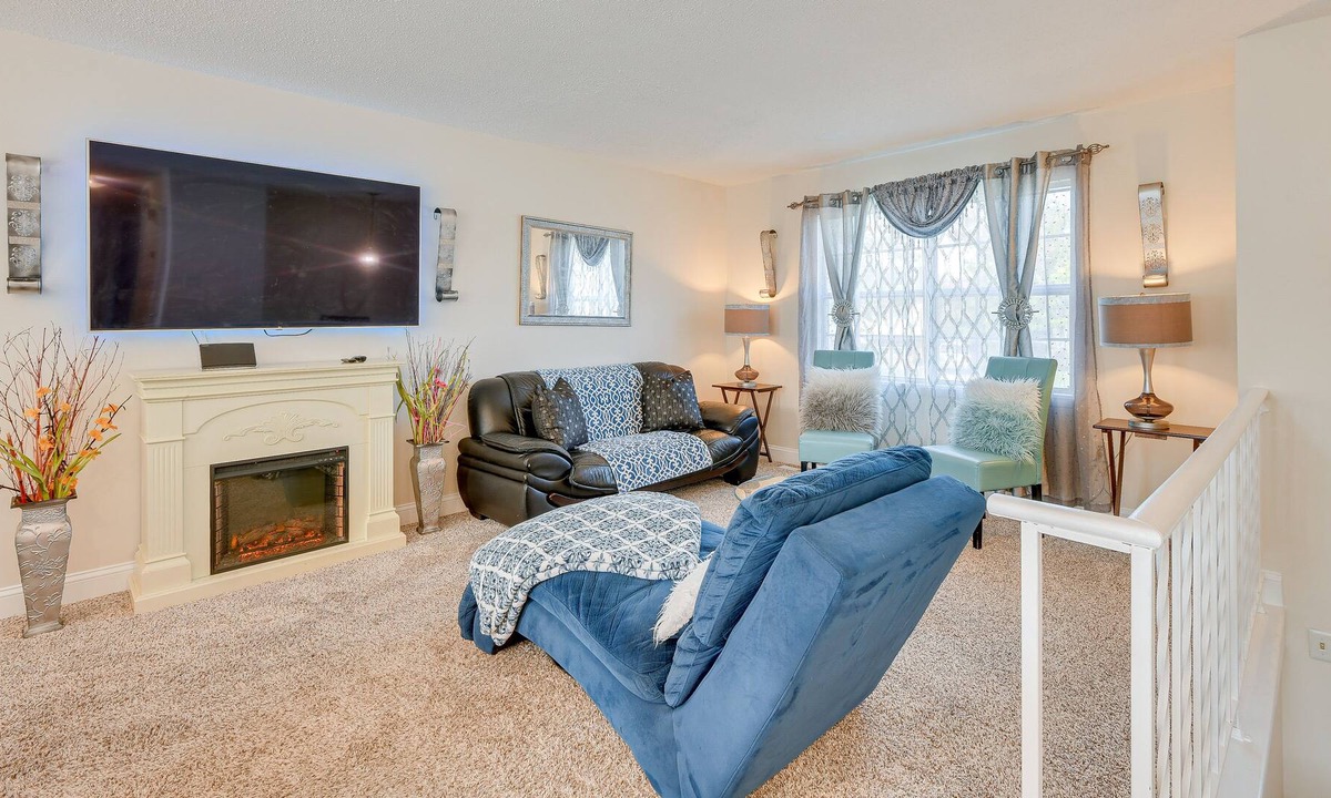 Oxon Hill-Glassmanor House | Pet-Friendly Fort Washington Home Near DC!