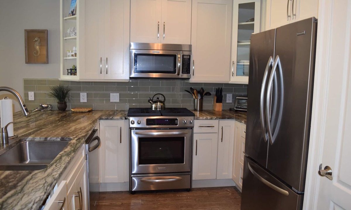 Dewey Beach Condo | Pet Friendly Luxury Dewey Beach Condo