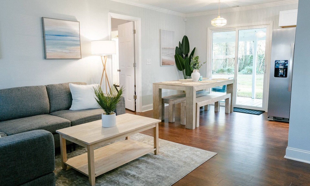 Mossy Oaks House | Pet Friendly Retreat/10 Mins to Parris Island/Sleeps 8
