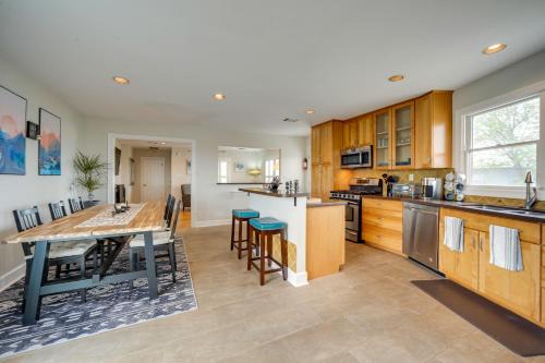 Llano House | Pet-Friendly Texas Retreat w/Deck & Gas Grill!