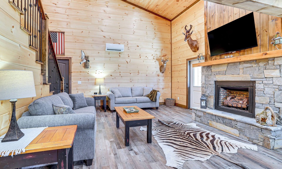 Forest City House | Pet-Friendly Yard! Nature Escape in Forest City