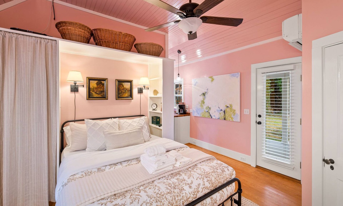 Batesville Cottage | Petite Pink Cottage, Perfect for Solo Travelers