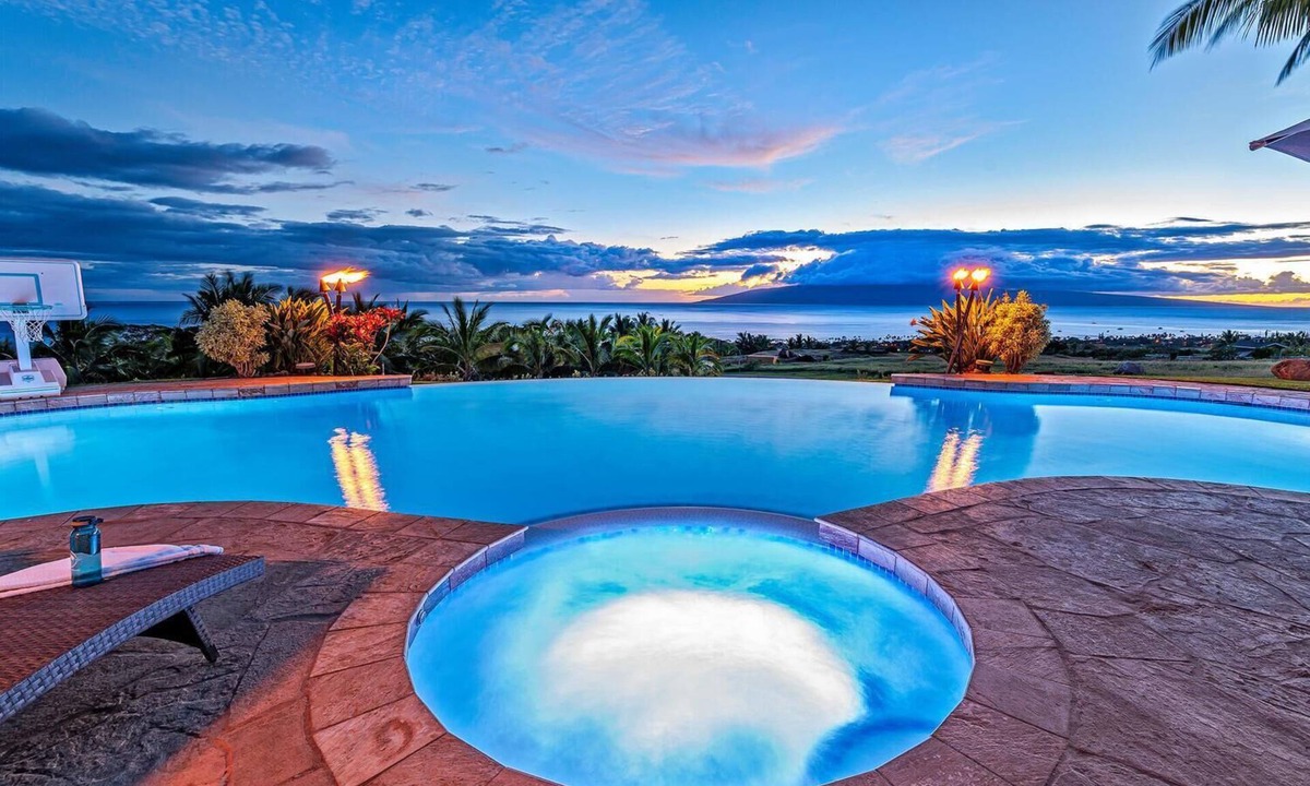 Downtown Lahaina House | Pickleball, basketball, Ocean Views! 6br/4.5ba,pool,hot tub, Gated Estate!