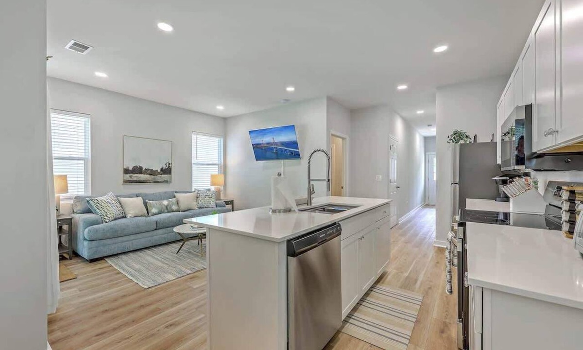 Hanahan House | Pilgrim Luxury #3. Newly Built!
