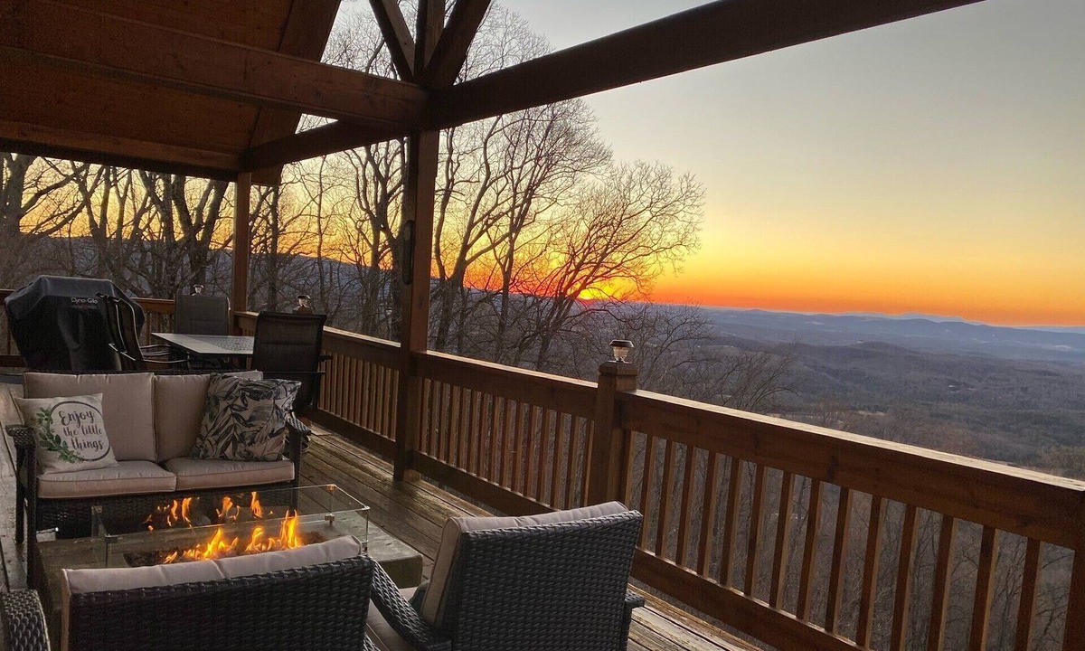 Cana Cabin | Pilot's Perch Too ~ Luxurious Blue Ridge Cabin with Breathtaking Views