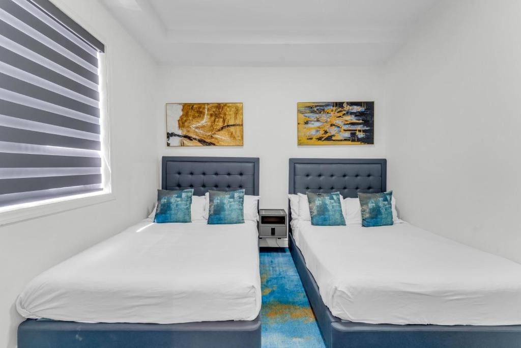West Queen West Hotel | Plush Hotel Downtown Toronto