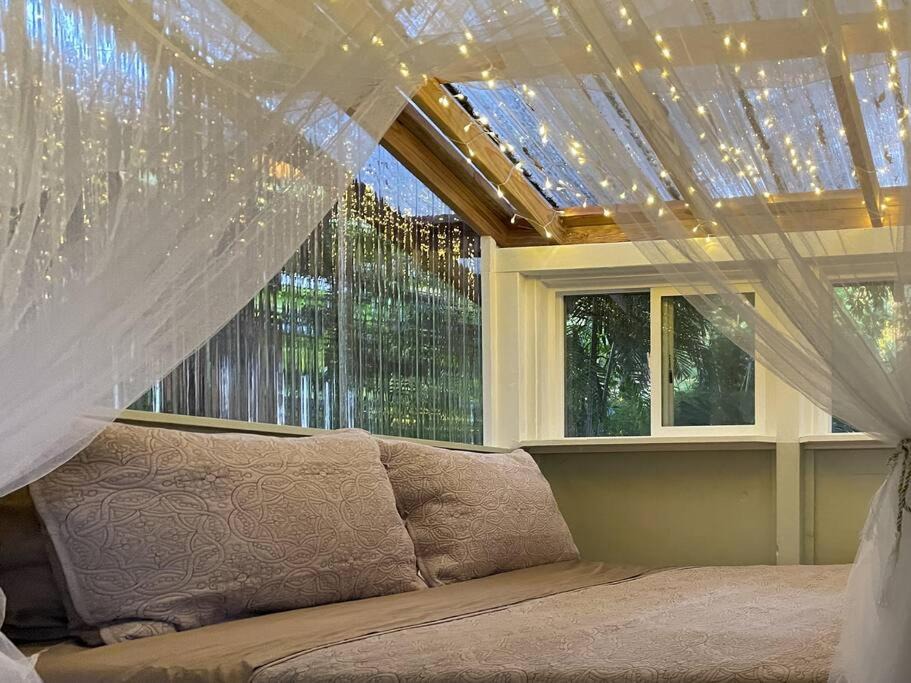 Honaunau-Napoopoo House | PonoMana Oasis's - Koi Cottage