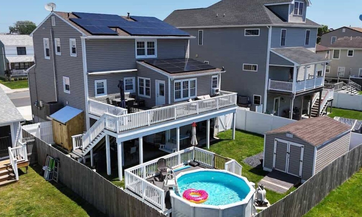 Brigantine House | Pool/Game Room/Grill/Outdoor space