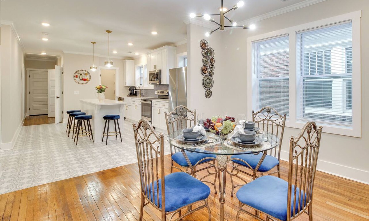 Eastside Apartment | Private Balcony: Spacious, Updated Savannah Apt!