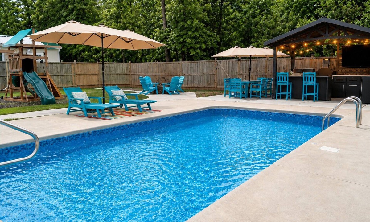 Winston House | Private Pool Home with Outdoor Kitchen and Countryside Setting