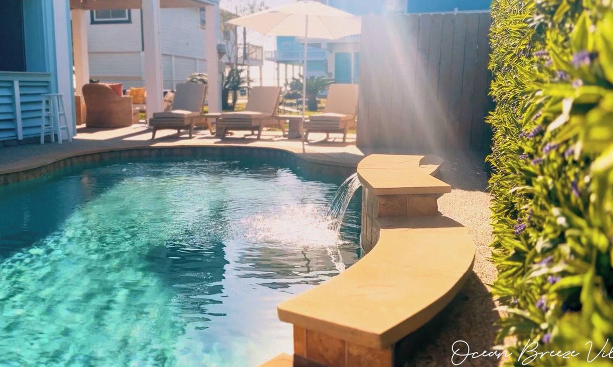 Port Bolivar House | Private Pool | Hot Tub | 4BD | 3min walk to beach