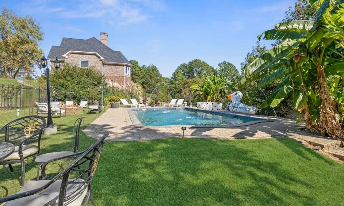 Flowery Branch House | Private Pool & Hot Tub Near Lake Lanier