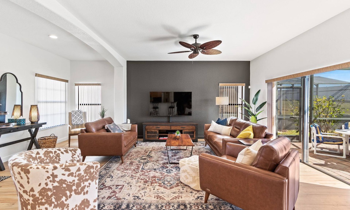 Four Corners House | Private South-Facing Pool & Spa - Quiet Disney Villa - 6 Miles to Parks