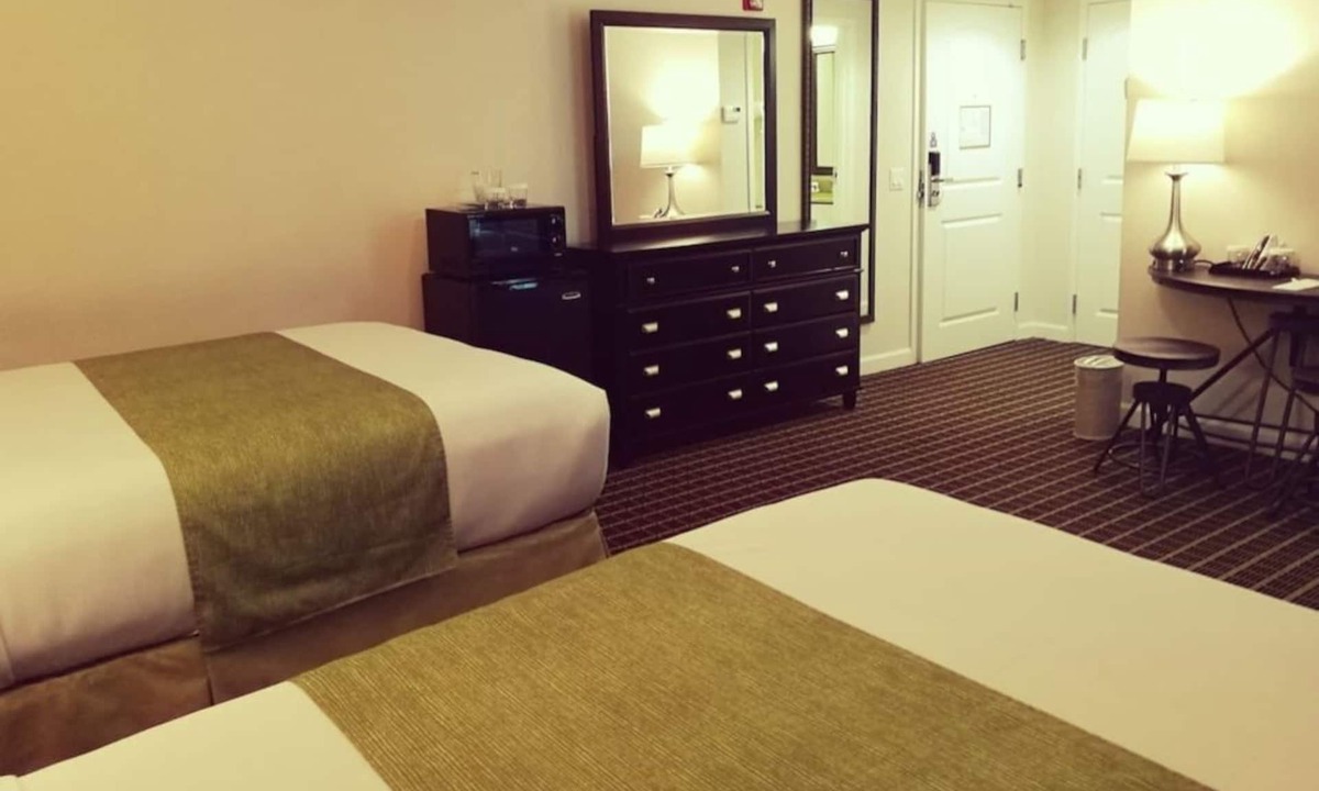 West Orange Hotel | Private Studio with Gym at Wilshire Grand Hotel