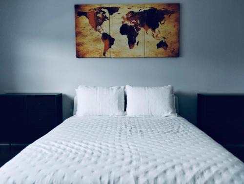 Rossville Apartment | Private Upstairs Unit near Balt City John Hopkins