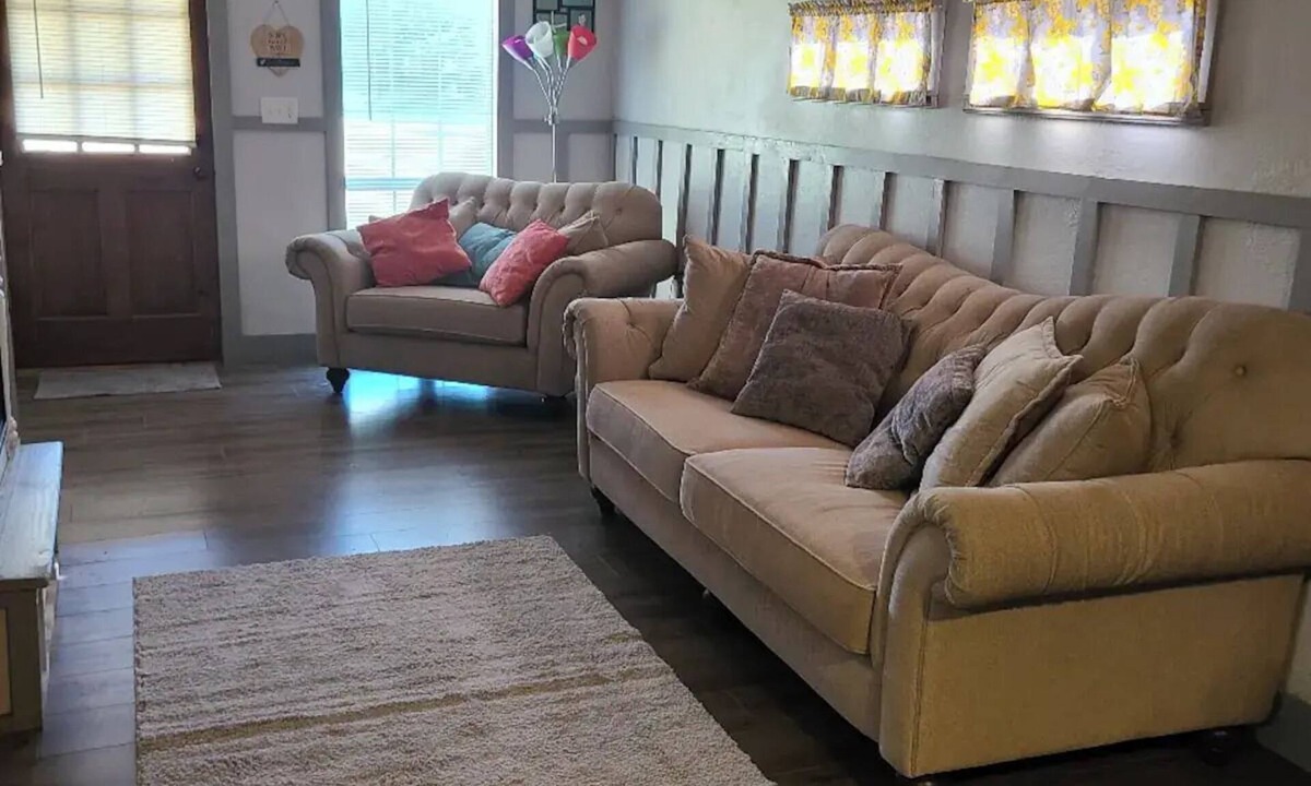 Springtown House | Pure Country