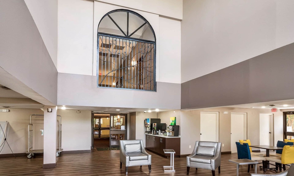 Greer Hotel | Quality Inn Greer - Greenville