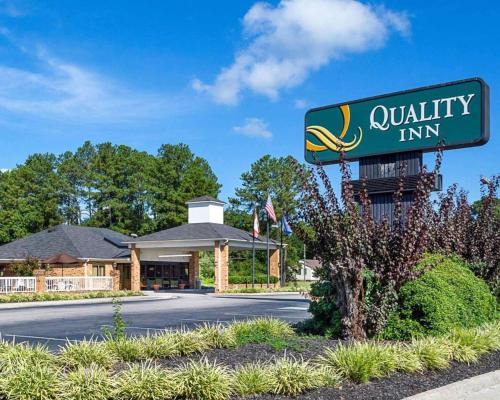 Southern Estates Hotel | Quality Inn Petersburg Fort Lee Area