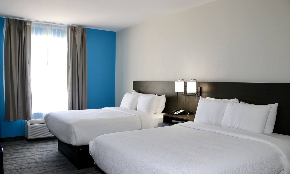 Kyle Hotel | Quality Inn & Suites Buda