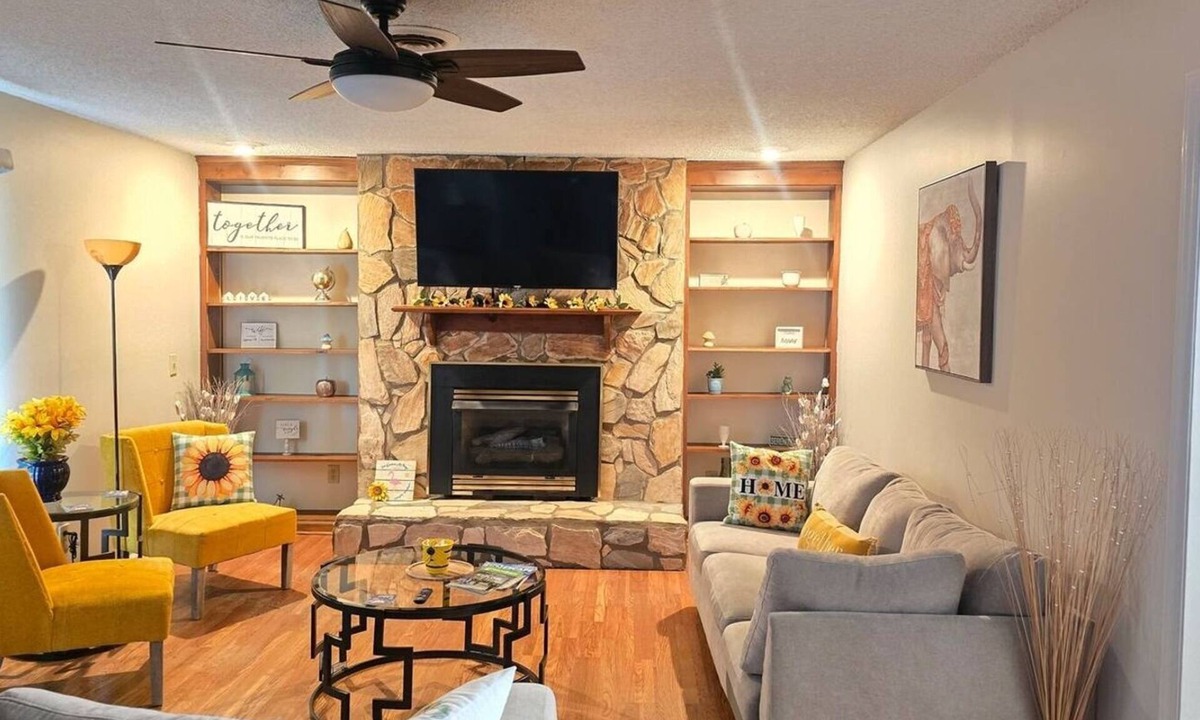 McLeansville House | Quiet Greensboro Retreat, Spacious, Cozy 3BR Home