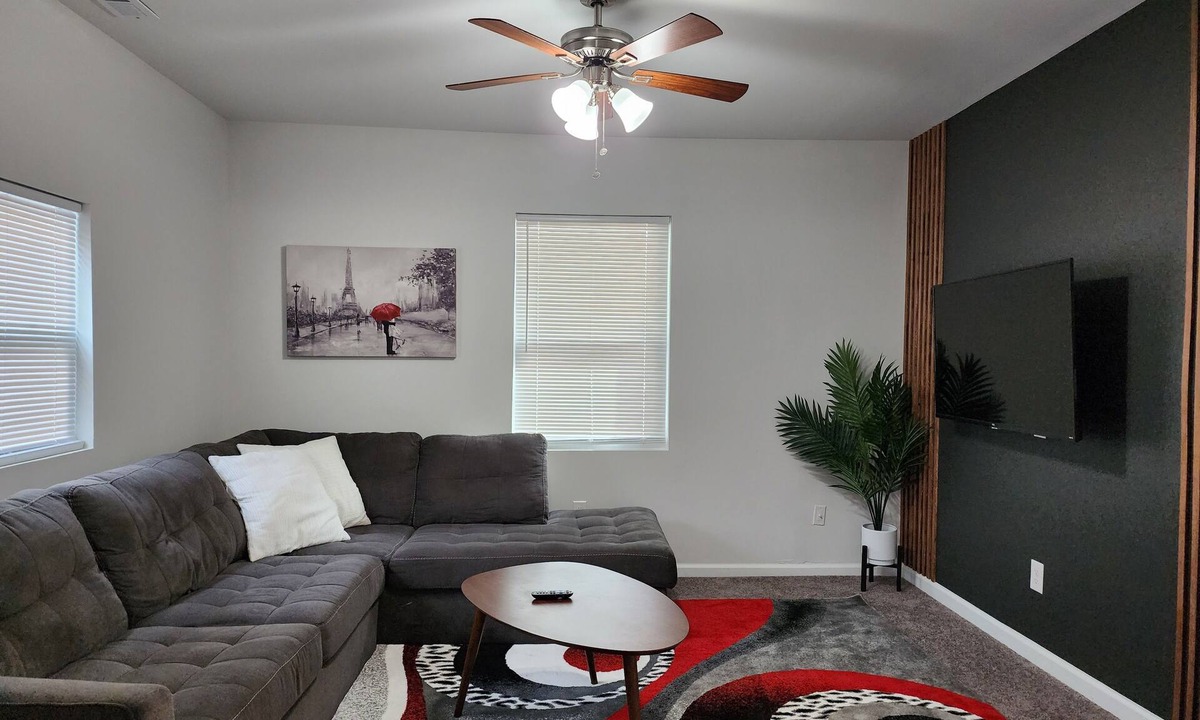 Hanahan Apartment | Quiet spacious 1BR Centrally Located w Parking/Washer/Dryer onsite. Hi Sp Wifi!