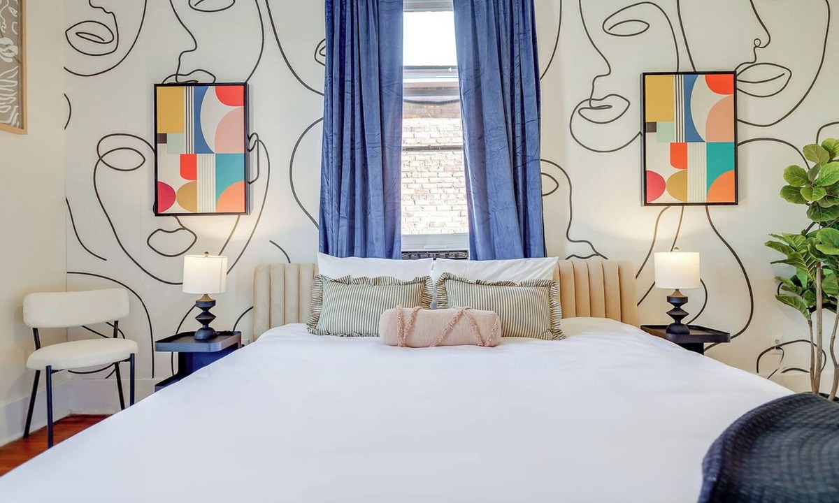 Dixon Park House | Red brick/Historic beauty/Downtown/Forsyth Park