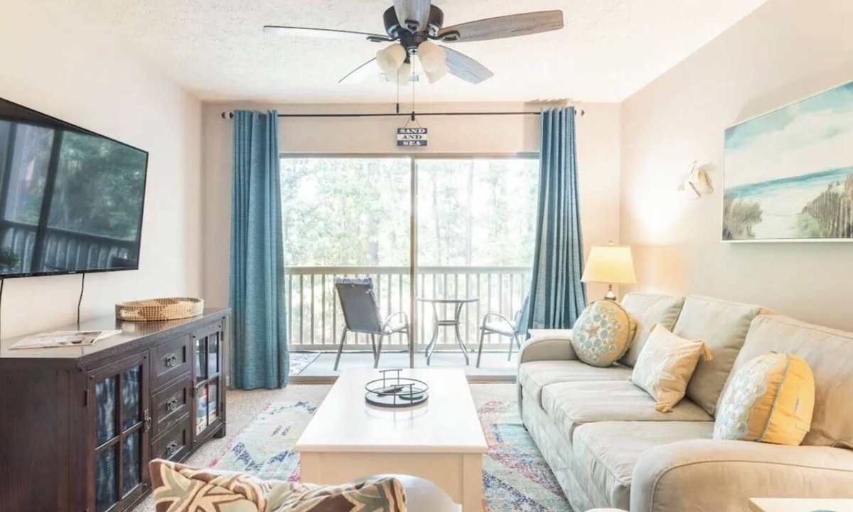 Pawleys Island Condo | Relaxing 2BD True Blue Golf Resort 4 Pools, Huge Balcony, 3 min to Pawleys Beach