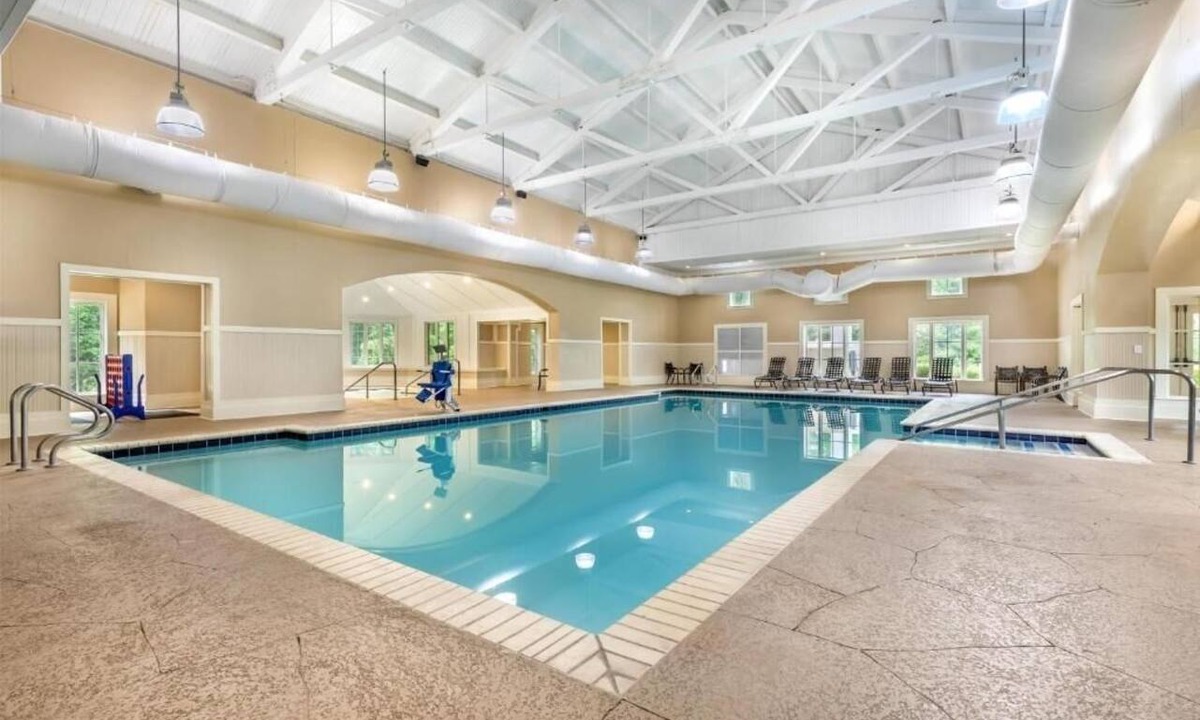 Berkeley Hotel | Relaxing Home Away from Home Near Adventure & Entertainment