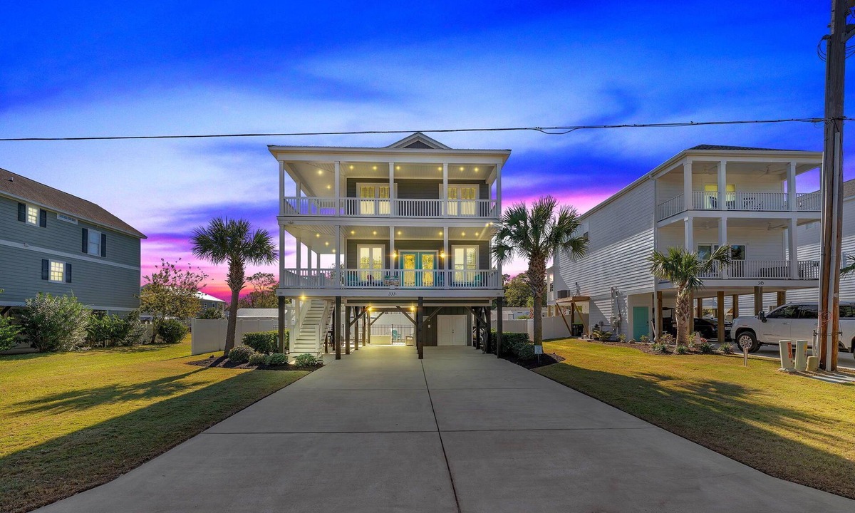 Garden City House | Resting Beach Place: Garden City/Murrells Inlet. 2 blks to Beach, Hot Tub, Private Pool, Golf Cart Included