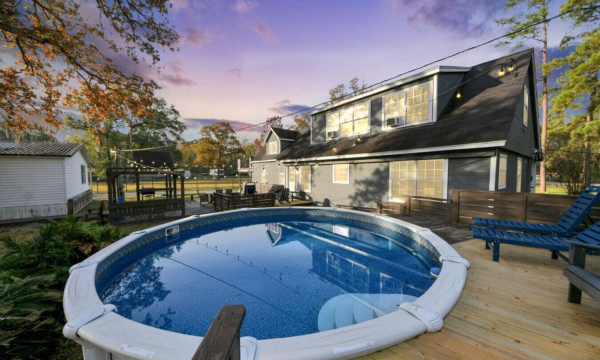 Spring House | Retreat-Style 4BR with Pool in Spring | Main House