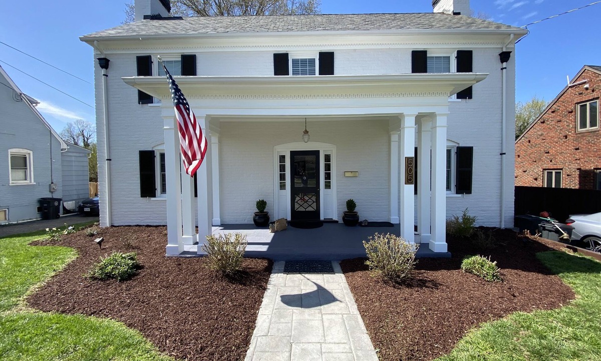 Lynchburg House | Retro Modern Restored 1930's-Home Near Downtown Lynchburg & LU