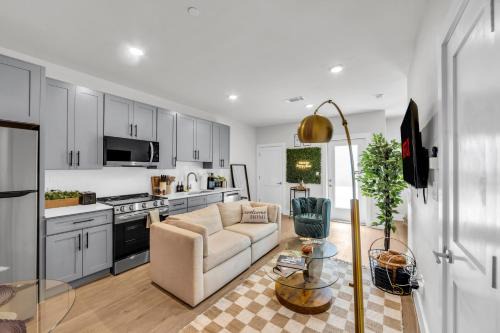 Junius Heights Apartment | RG Dallas G2
