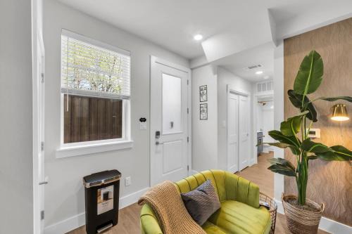 Junius Heights Apartment | RG Dallas J2