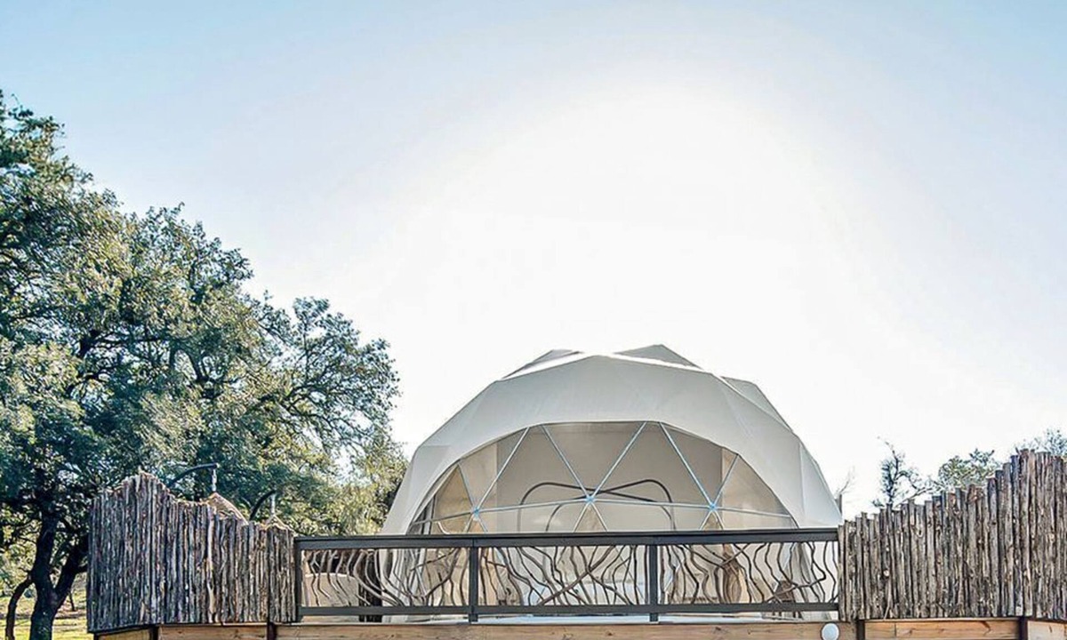 Fredericksburg Cabin | Romantic Domes with Hot-Tub and Hill Country Views in Texas