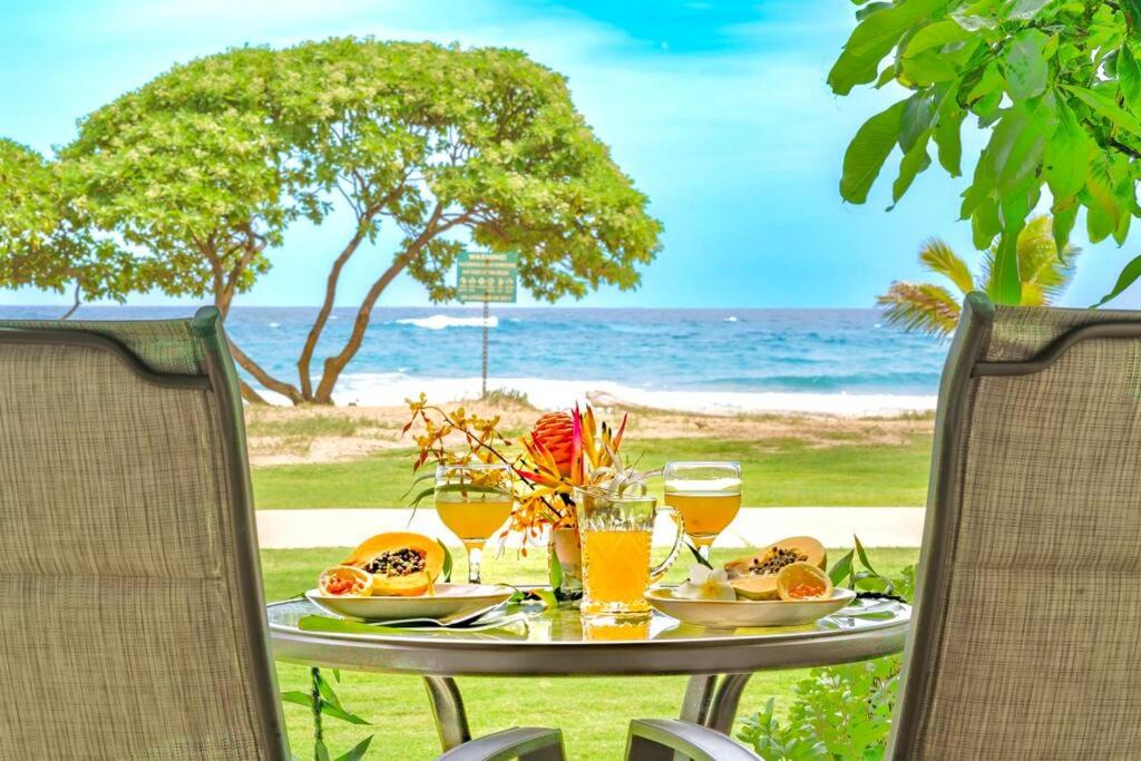 Wailua Apartment | Romantic Oceanfront Escape