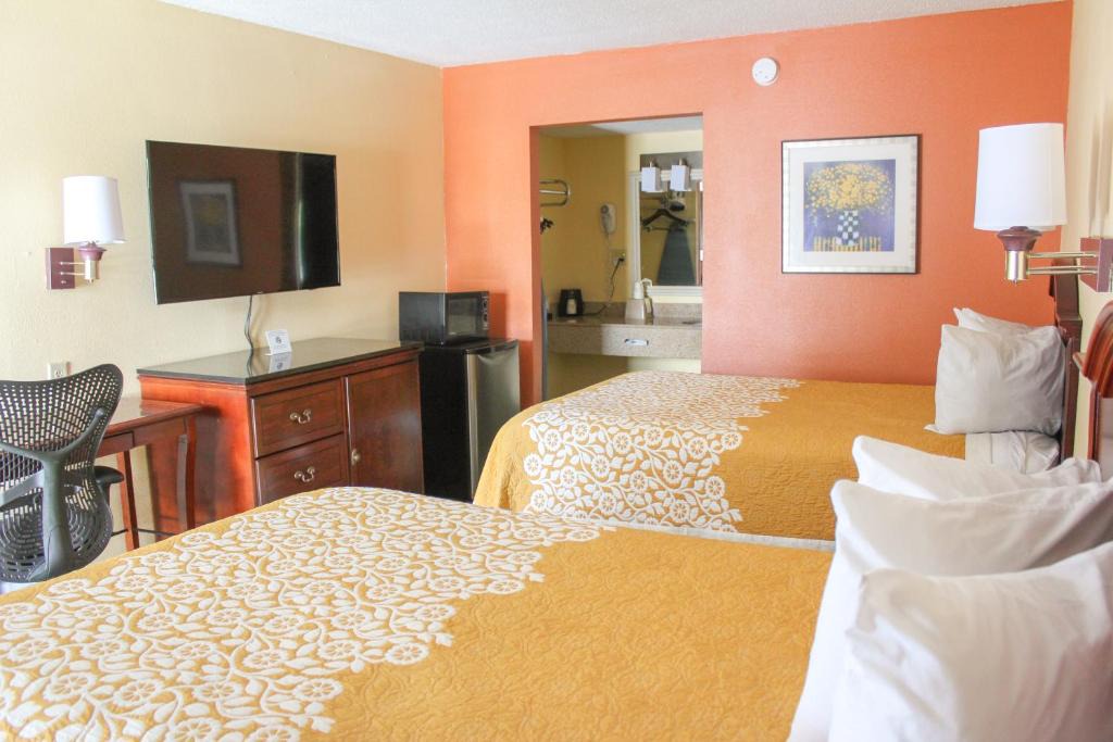 Thomasville Hotel | Rose Garden Inn & Suites Thomasville
