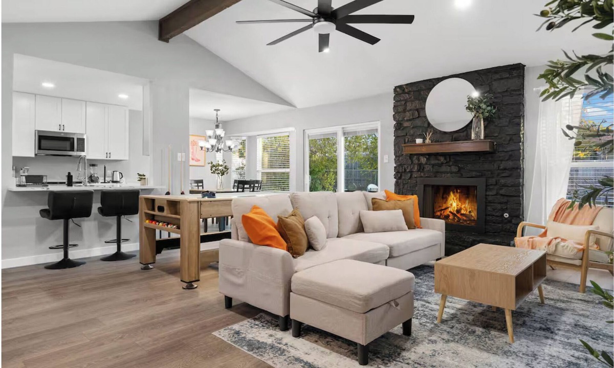 Brushy Creek House | Round Rock Retreat, Games & Workspace, Sleeps 7