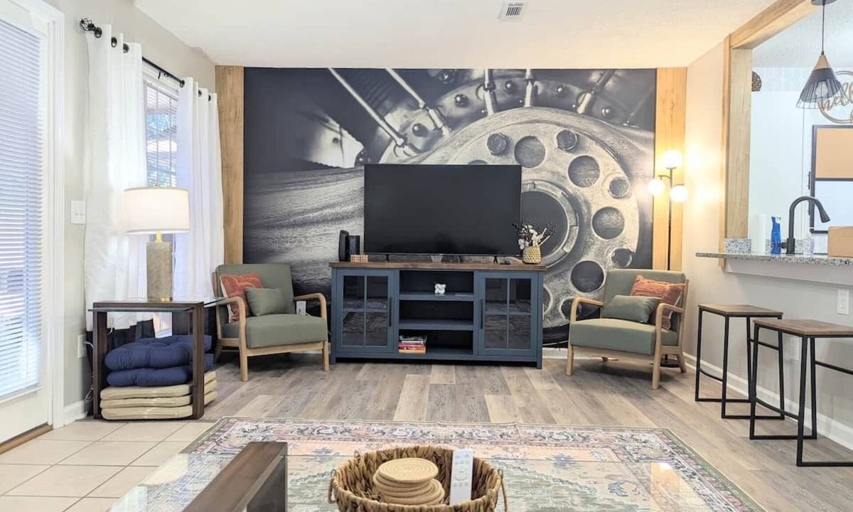 Enterprise House | Rucker's Retreat 2 BR Townhouse *Pool* 5 min to Fort Rucker