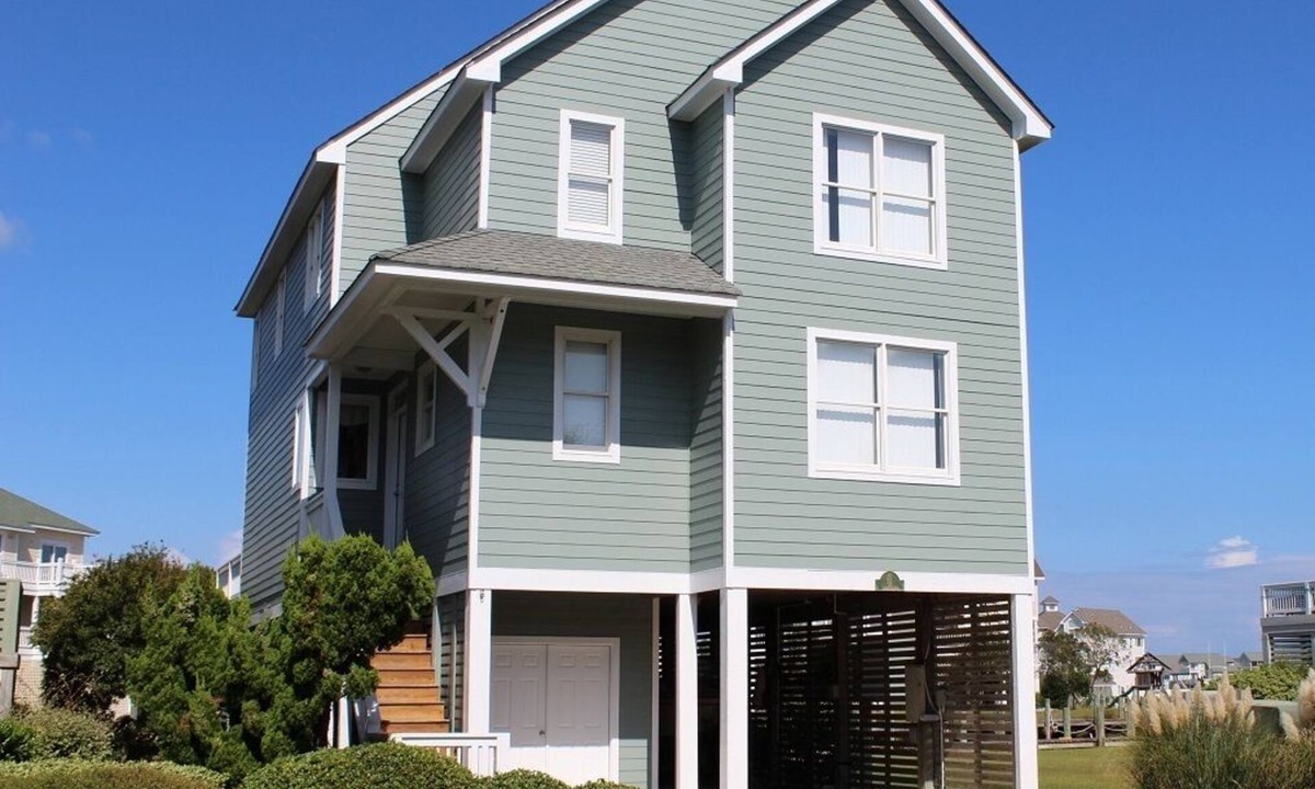 Manteo House | Rudder Village 9A - Pet-Friendly Home in Pirate's Cove