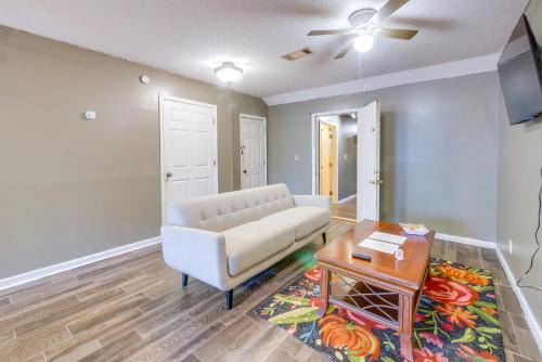Fort Valley Apartment | Rural Retreat in Fort Valley: 8 Mi to Main Street!