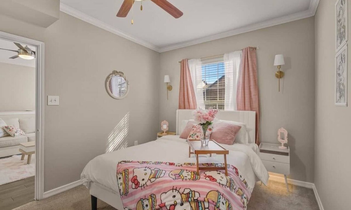 North Richland Hills Apartment | Sage Retreat | Chic Fetch Stay Near AT&T Stadium