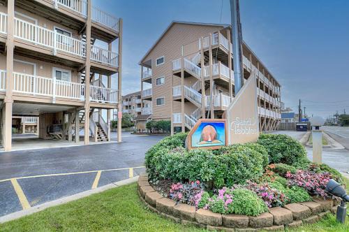 Wilmington Beach House | Sand Pebbles Sea 11