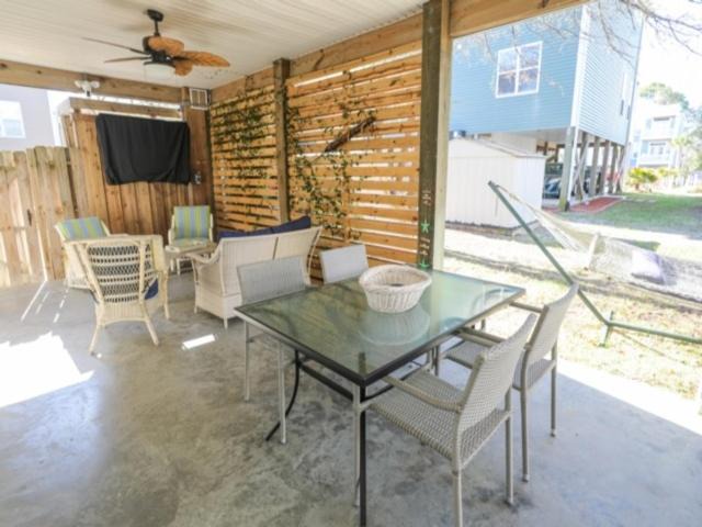 Carolina Beach House | Sandy Bottoms - relax, unwind, and enjoy all the beach has to offer home