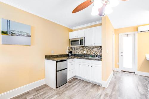 Surf City House | SCTM202 Sunset Bliss
