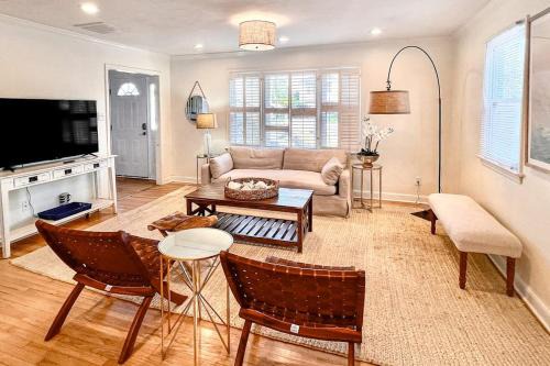 Dam Neck House | Sea La Vie