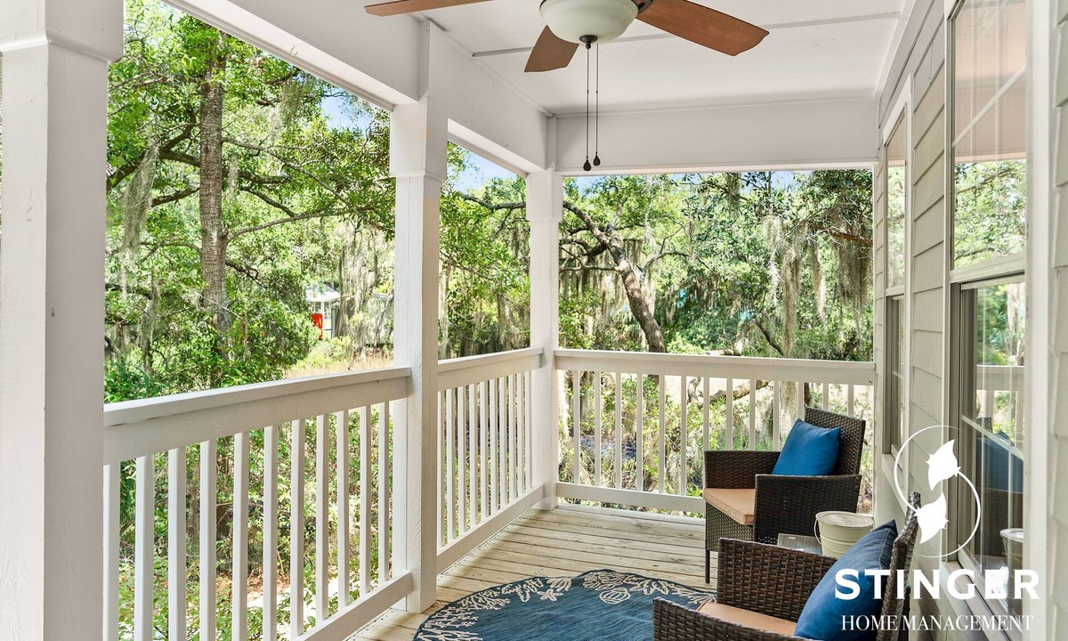 Port Royal House | Secluded Retreat - 10 mins to Parris Island + Walk to Coffee Shops & Restaurants