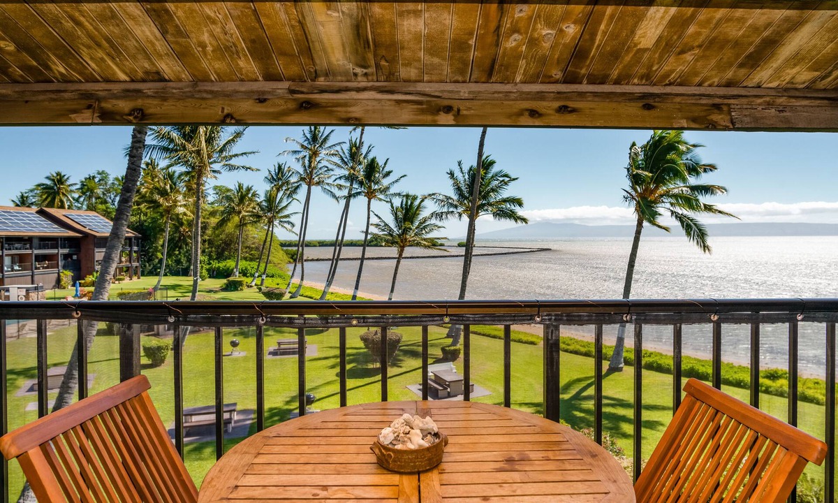 Kaunakakai Condo | Secluded, third-floor condo with ocean views, WiFi & outdoor pool