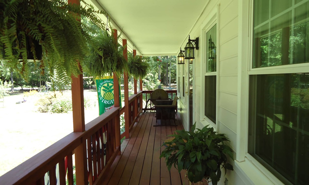 Hanover Bed & Breakfast | Shady Acres Bed and Breakfast