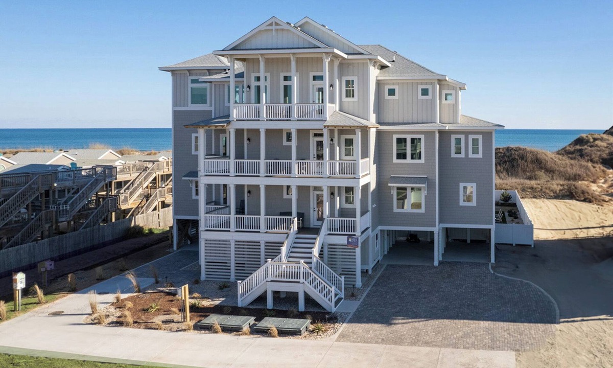 Hatteras House | Skydance 10 bedroom Brand New Luxury Home on Hatteras Island
