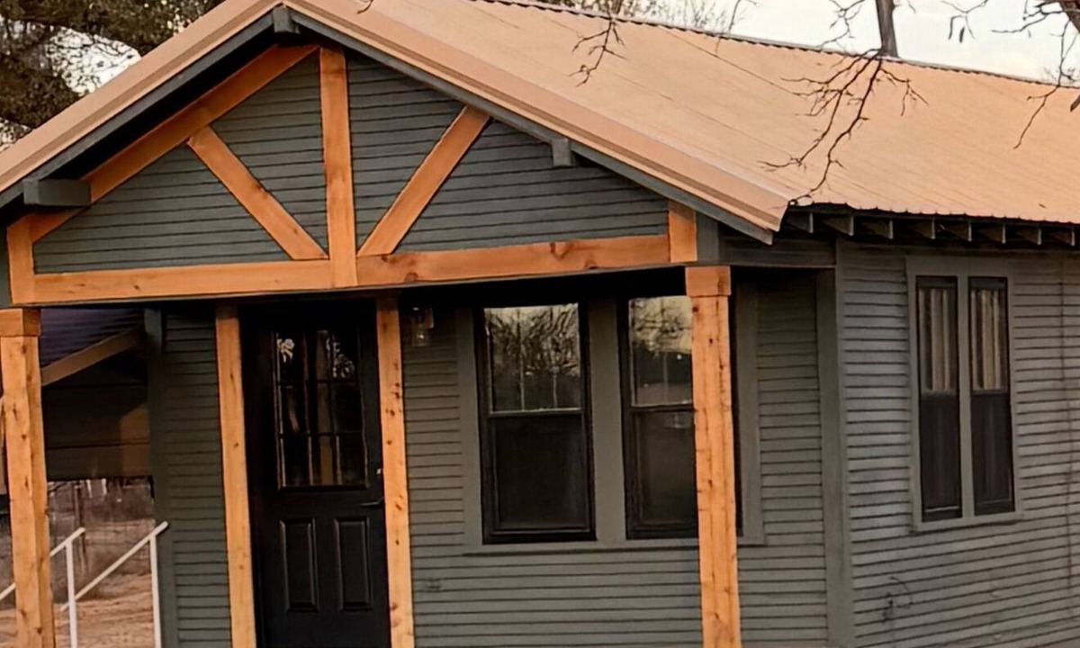 Clarendon House | Small Town Comforts- 1-bedroom house in charming Clarendon - Bunk House #2